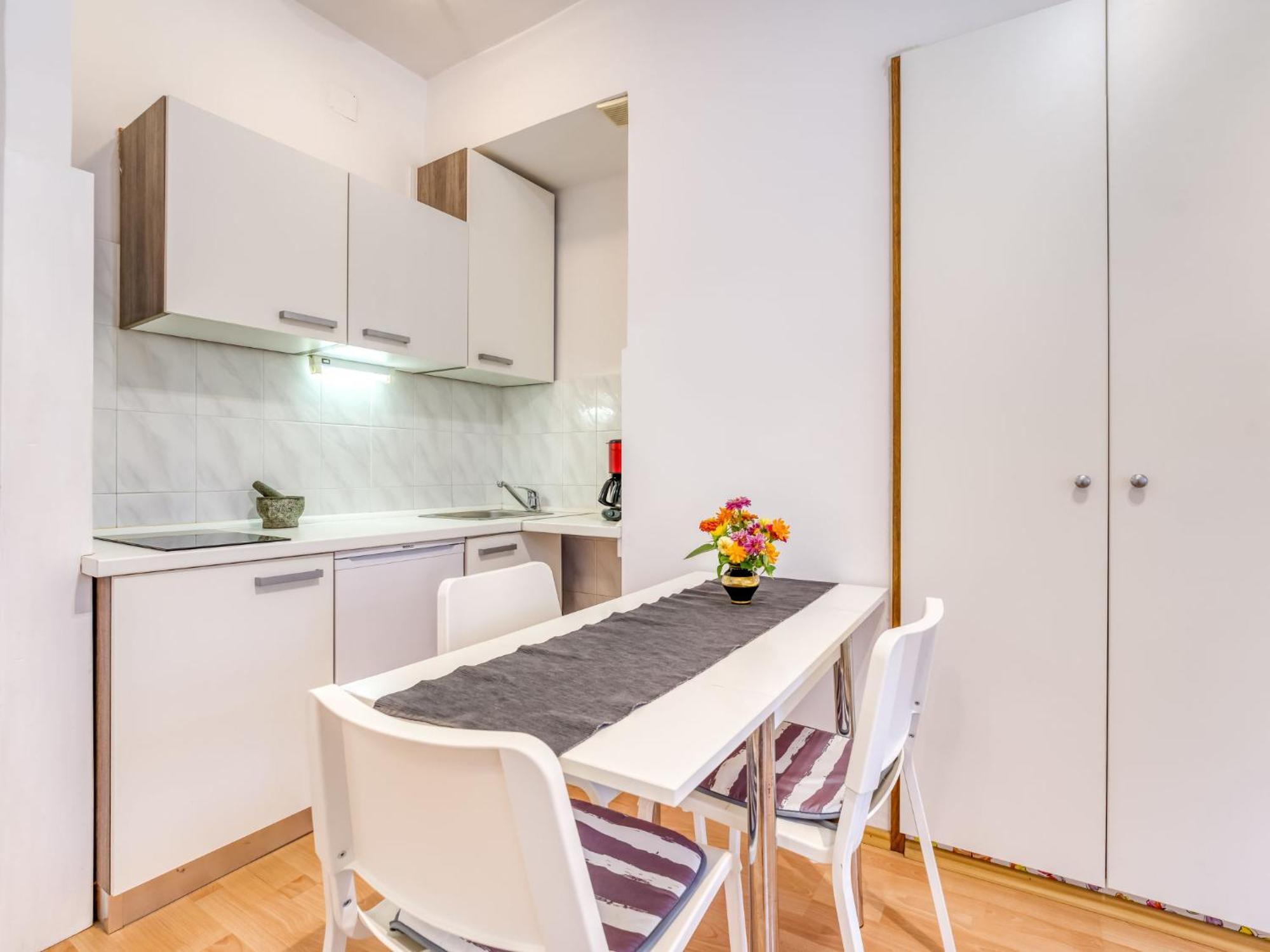 Apartment Emil By Interhome Ловран Екстериор снимка